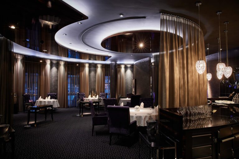 Ammolite_Interior_383